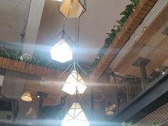 -新澳港式茶餐厅(余姚路店)