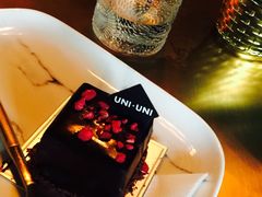 -UNI UNI(环亚凯瑟琳店)