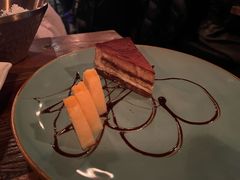 -SISTERS BAR RESTAURANT川意酒馆(嘉善老市H楼店)