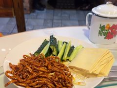 -人民公社铁锅炖·东北菜(卫国道店)
