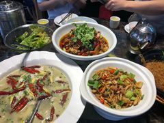 -小城故事餐饮服务有限公司