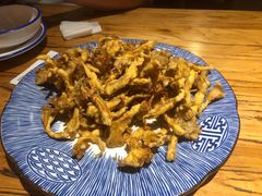 干炸鲜蘑-關東雪东北菜(中庚漫游城店)