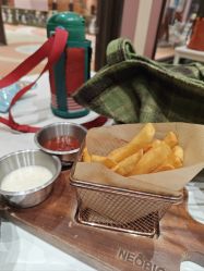 -奈尔宝·儿童乐园·亲子餐厅(鄞州万达店)