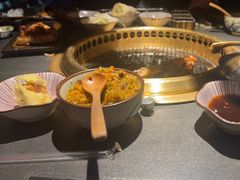 -铭牛烧肉·和牛海鲜自助(高新月牙湖店)