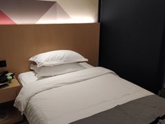 -柏曼酒店(重庆解放碑洪崖洞店)