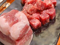 -肉甲韩国木炭烤肉(新壹街1店)