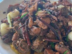 黄焖鸡-瑞丰园庭院餐厅·白族传统家常菜