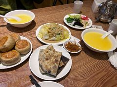 -清真吴记门钉肉饼·喜多利