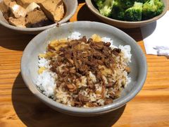 -红猪卤肉饭(大西洋美食城店)