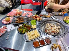 黄蚬子-马路牙子烧烤音乐酒馆(望京店)