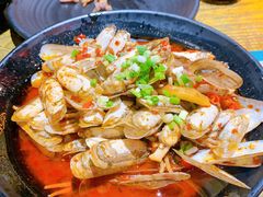 -老闵田螺馆·南昌特色小炒(梦时代店)