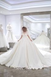 -MANLI BRIDAL婚纱