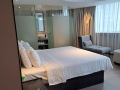 -深圳罗湖东门步行街亚朵X酒店