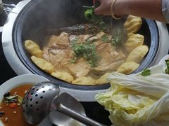 铁锅炖-北京龙庆四季香农家饭庄·灶台鱼·碳烤虹鳟鱼(龙庆峡店)