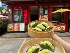 -老鼎万春卤菜(五代传承创始老店)