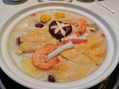 -三人行骨头王火锅(长寿店)
