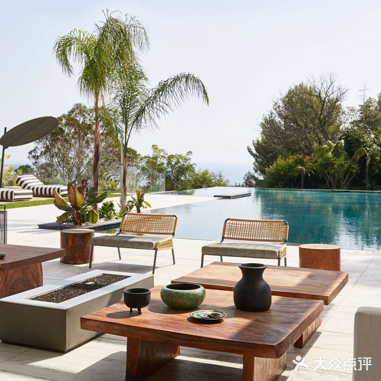 这座家庭住宅享有戛纳和勒林斯群岛｜LérinsIslands