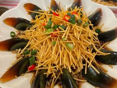 -肥肥虾庄·金牌油焖大虾(汉口城市广场店)