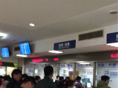 -上海市闵行区中心医院·停车场