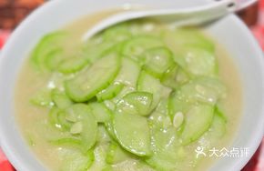 Stir-Fried Loofah