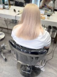-镁连社·美联社