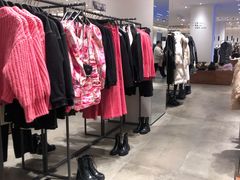 -URBAN REVIVO(西安Momopark店)