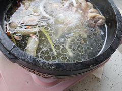 -墨脱石锅椰子鸡•海鲜糟粕醋(榆亚路店)