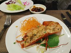 焗龙虾-大中华希尔顿酒店-念自助餐·嗨啤·小龙虾
