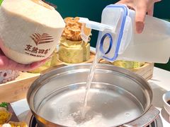 -烹然四季椰子鸡火锅(姚家园万象汇店)