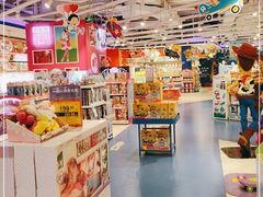 -TOYSRUS玩具反斗城(上海万象城店)