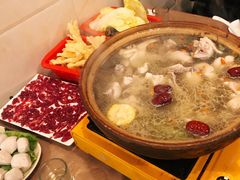 石橄榄炖鸡-洪大厨鸡煲(福田店)