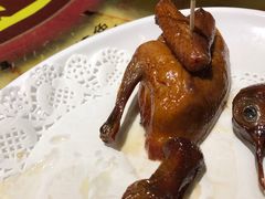招牌烤乳鸽-石岐佬中山菜馆(张溪店)