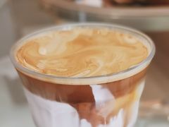 -Punchline Coffee&Roaster(同济大学店)