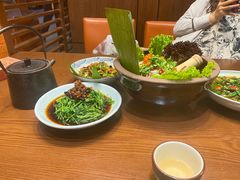 -老滇山寨•云南特色菜•地方菜•民族风情歌舞表演(世纪金源店)