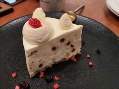 芝士生乳蔓越莓蛋糕-一尺花园(安和花园店)