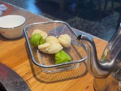 -山河屯铁锅炖·非遗东北菜(南山店)