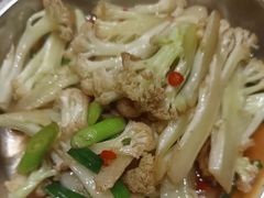 -湘知湘味(岳麓山店)