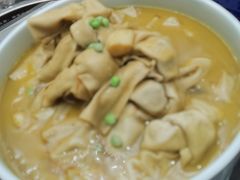 -南京悦客假日酒店