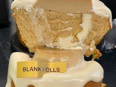 -白蘭BLANK(杭州湖滨银泰in77C区店)