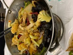 -渔中舟海鲜大排档(普陀沈家门店)
