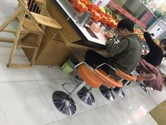 -亿富盛餐饮旋转小火锅(乐客城店)