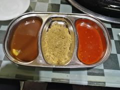 -韩红石板肉(范西路店)