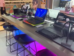 -ROG玩家国度(美罗城店)