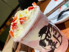 伯牙绝弦&nbsp;草莓-霸王茶姬(南亚风情第壹城店)