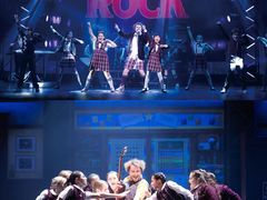 -交通银行前滩31演艺中心