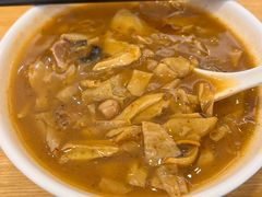 -八百里牛肉汤(盖饭·锅贴·万象城店)