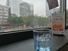 -必胜客(机场路店)