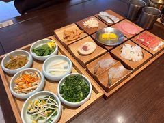 -银米·云南传统过桥米线(双廊黑金冠店)