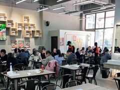 大堂-蚝山·喷汽火山生蚝(前福路店)