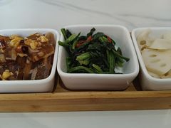-鲁南仔·滕州炒鸡(经三路店)